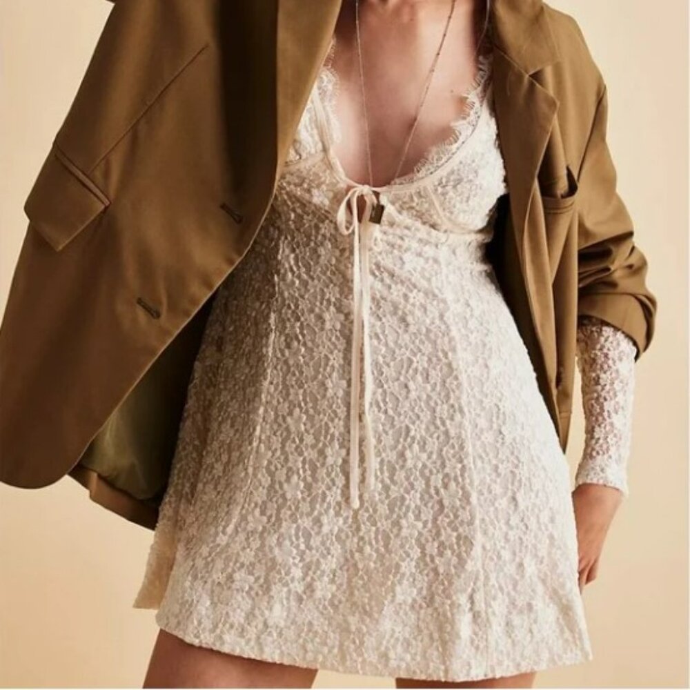Free People Petra Lace Ivory V-neckline Long Sleeve Mini Dress Size S - NEW
